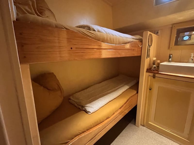 overnight youth sailing voyages, sleep in a beautiful cabin